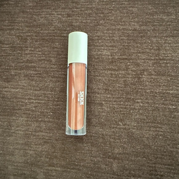 BRAND NEW SKKN by Kim LIP GLOSS Nude 10.  Great color! - Picture 3 of 3